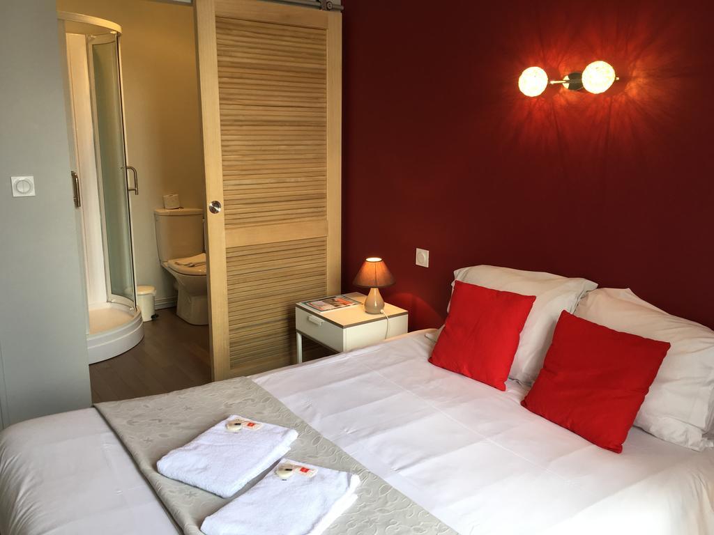Cafe Hotel Du Theatre Dinan Kültér fotó